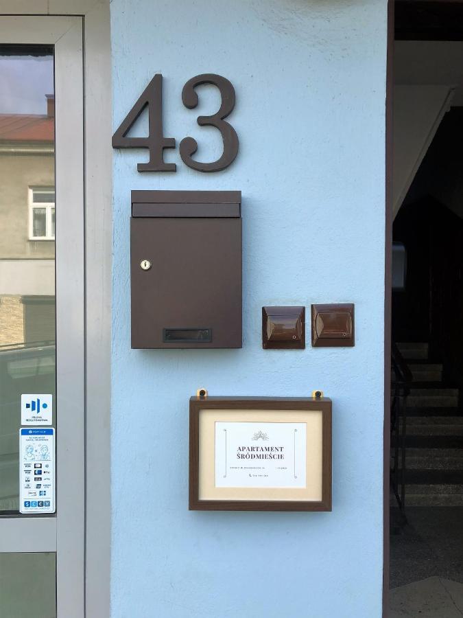 Apartament Srodmiescie Krosno Bagian luar foto